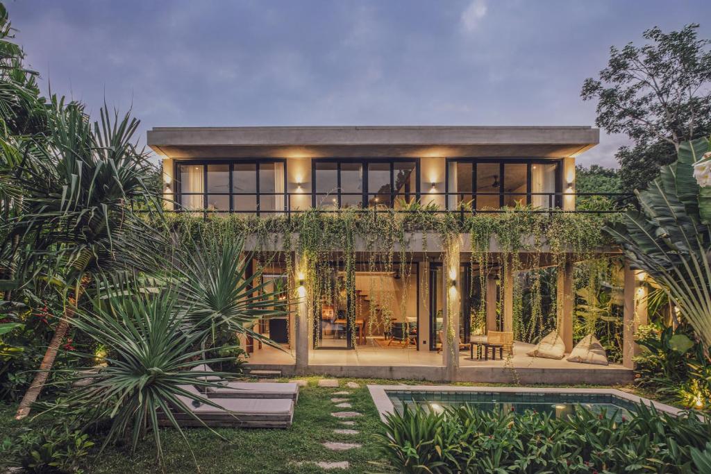 Aloha Villa